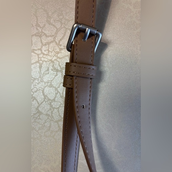 Vera Bradley | Angel Fish, straw crossbody handbag - Picture 8 of 16